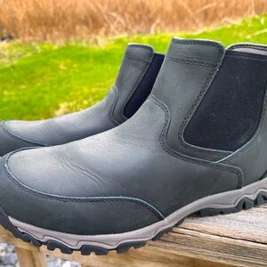 Men's black wild bore leather Duluth boots